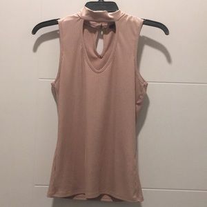 Atmosphere high neck tank with keyhole back
